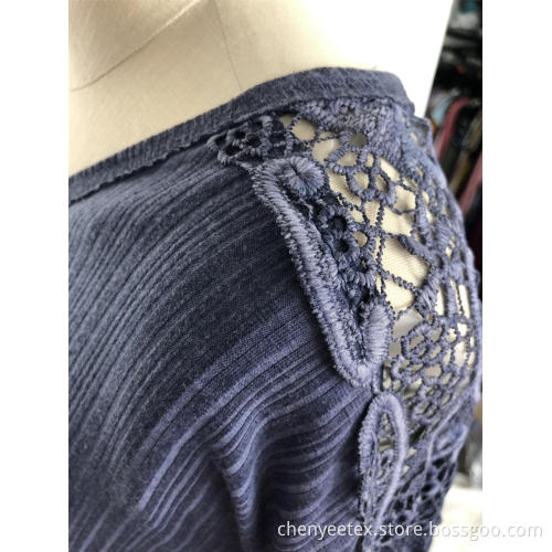 V-neck long sleeve stitched back and forth